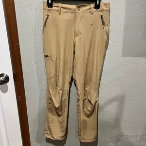 Columbia Men's Cargo Pants in Tan Size 30/40 NWOT